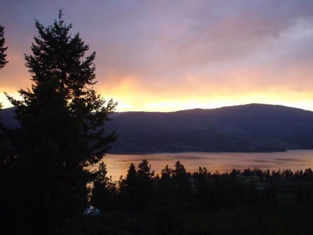 Eagle'S Nest B&B Lake Country Exteriér fotografie